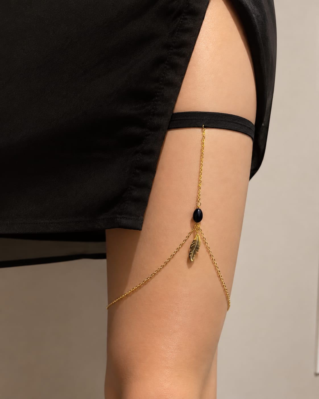 Black Bead Thigh Chain
