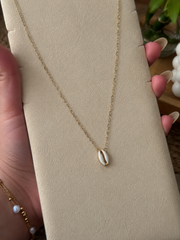 Dainty Gold Cowrie Shell Pendant Necklace